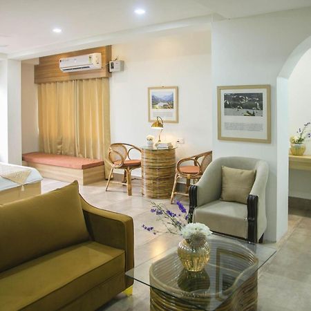 Hotel Lake Shilloi Dimāpur Eksteriør bilde