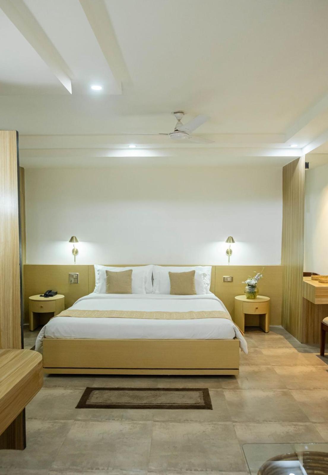 Hotel Lake Shilloi Dimāpur Eksteriør bilde