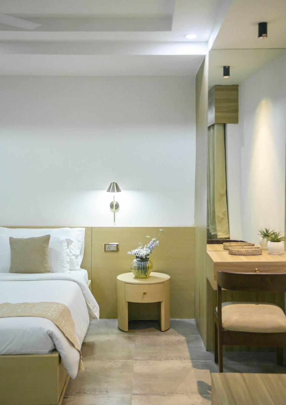 Hotel Lake Shilloi Dimāpur Eksteriør bilde