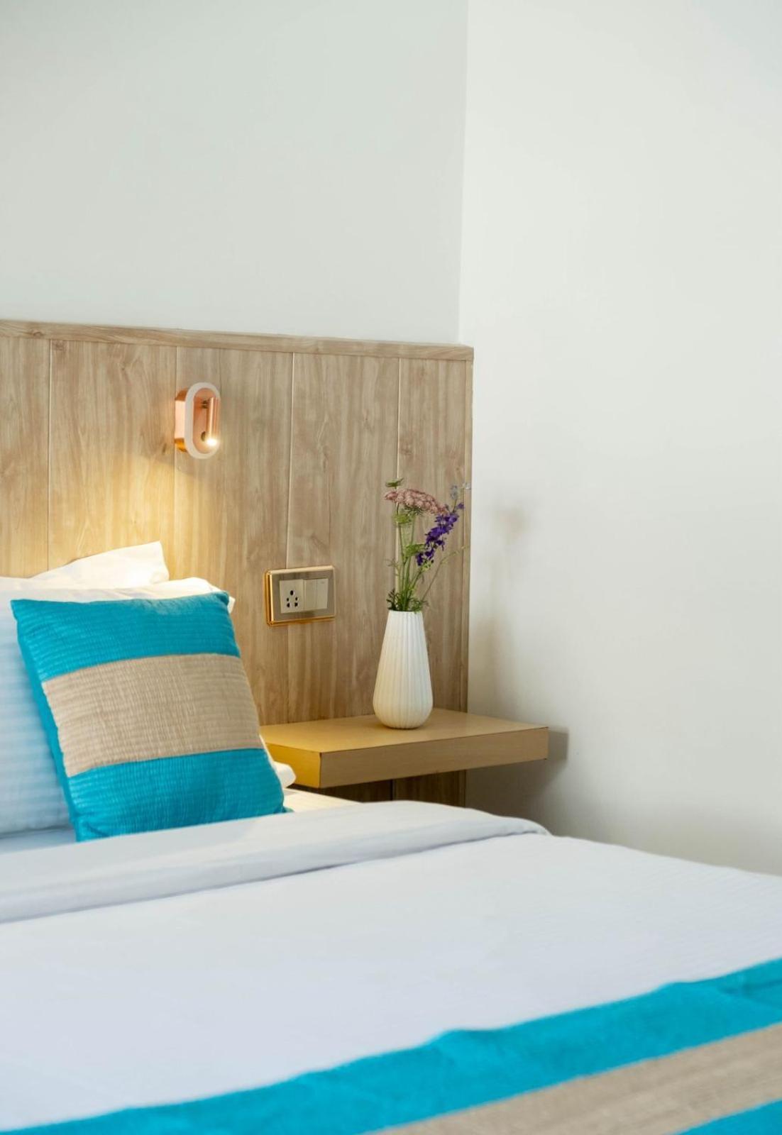 Hotel Lake Shilloi Dimāpur Eksteriør bilde