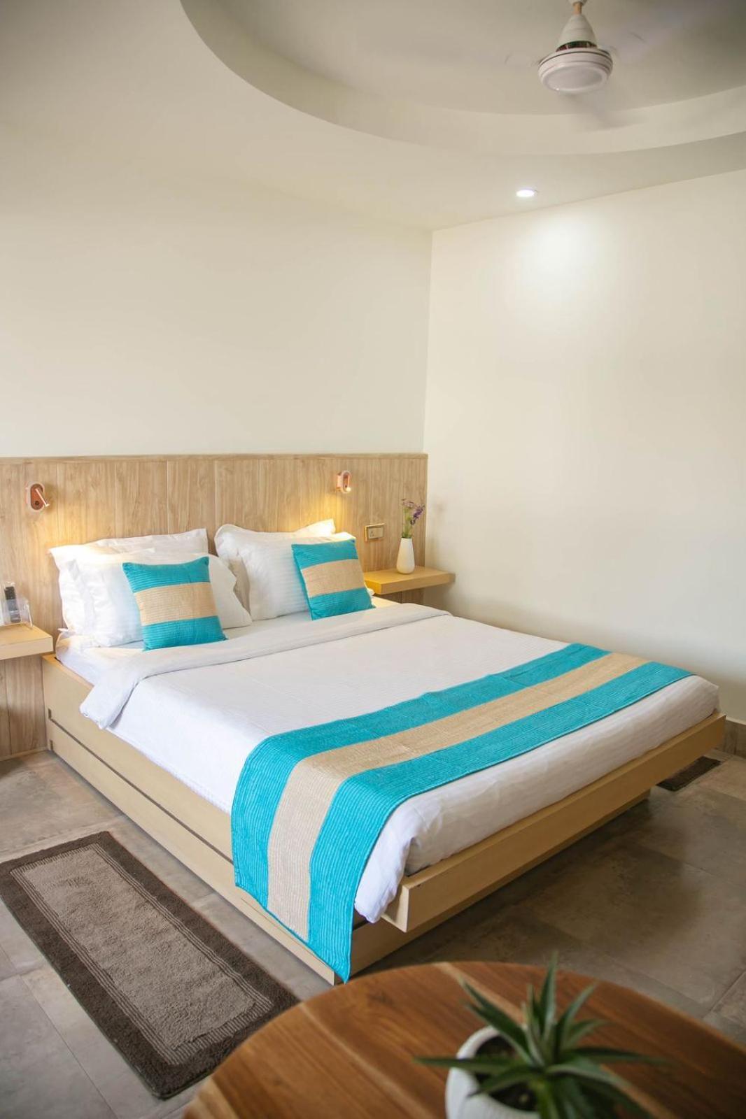 Hotel Lake Shilloi Dimāpur Eksteriør bilde